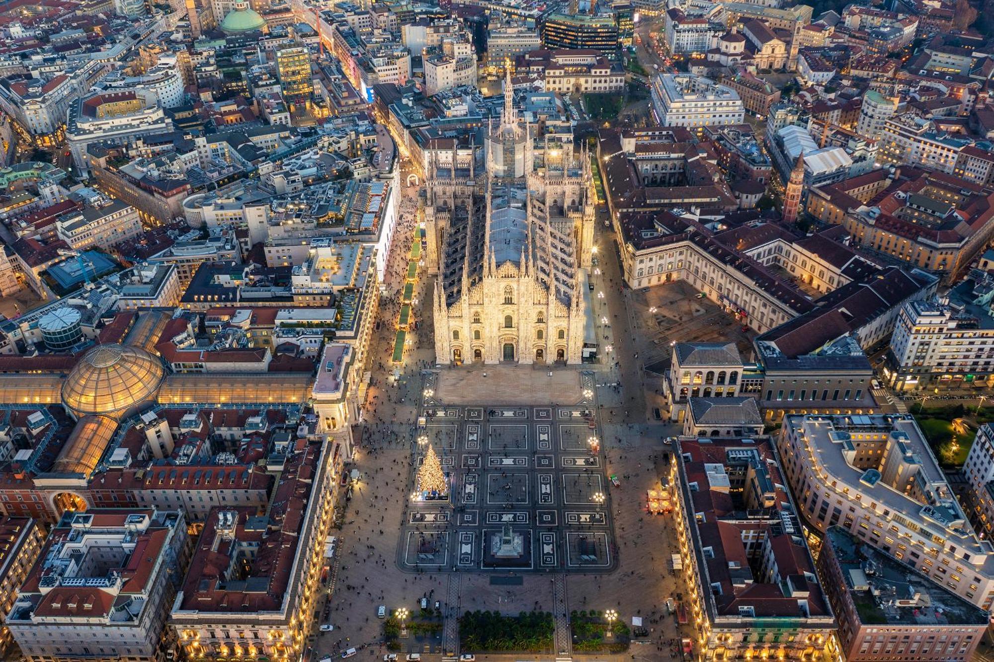 A 10 Min Dal Duomo - Trilocale Moderno Con 3 Letti E 2 Bagni In Citta Studi Apartamento